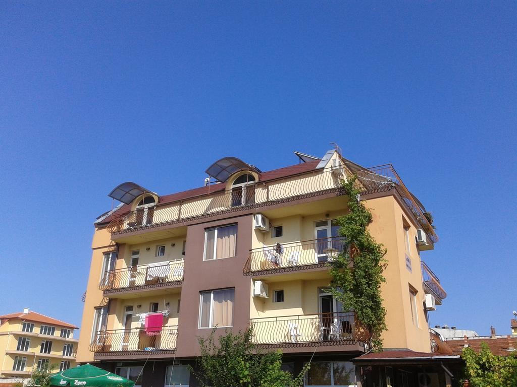 Zora Guest House Primorsko Exterior foto